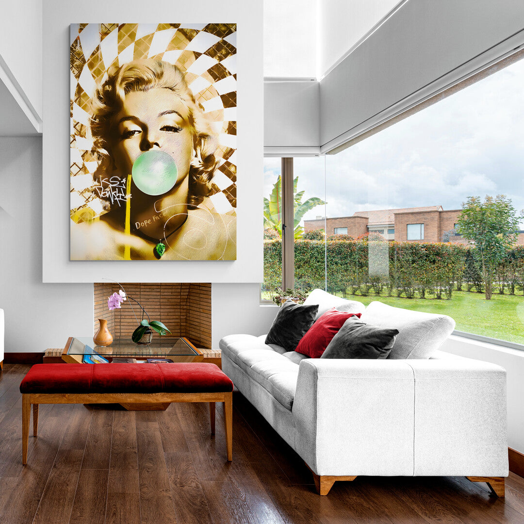 Golden Marilyn Monroe and Audrey Hepburn