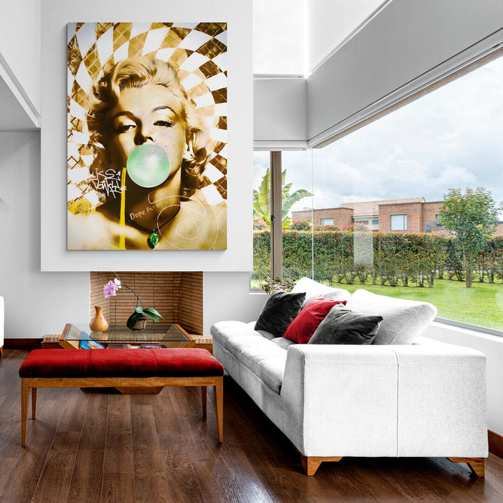 Golden Marilyn Monroe and Audrey Hepburn